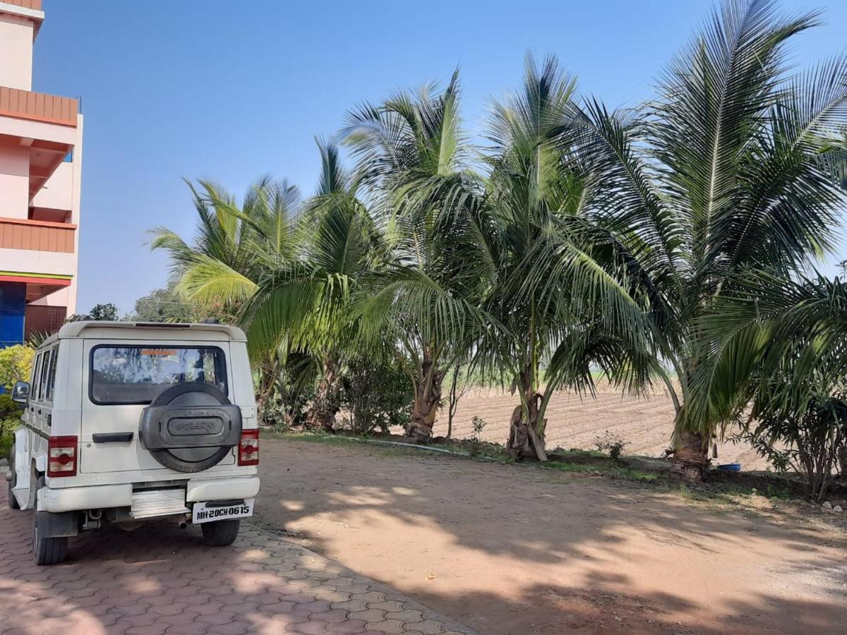 Hotel Nisarg Lodging And Restaurant Aurangābād Exterior foto