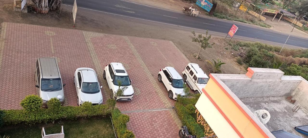 Hotel Nisarg Lodging And Restaurant Aurangābād Exterior foto